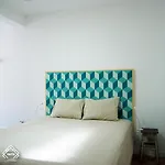 Lovely In Graca Apartman *